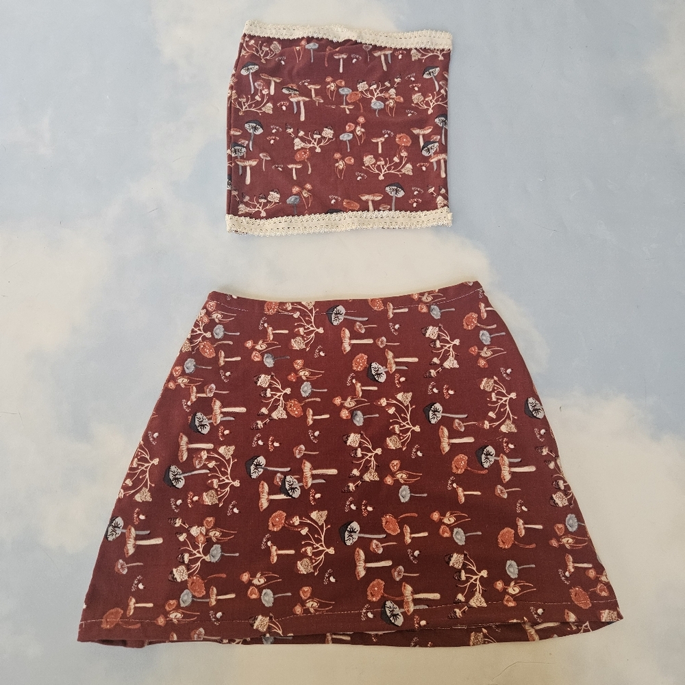 Mushroom Mini Skirt Set Tube Top & Skirt Bundle Outfit Bundle - Picture 2 of 8